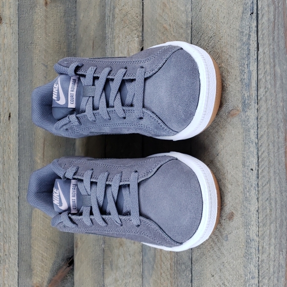 Nike Court Royale Suede Women's Sneakers Casual Shoes Gunsmoke Grey - Picture 5 of 10
